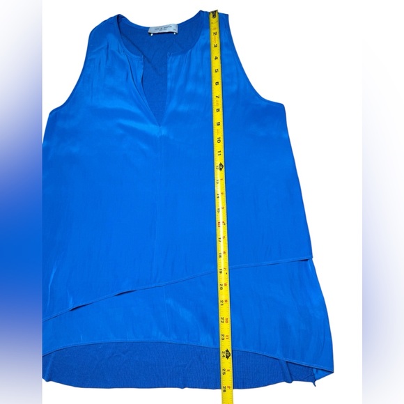 Lola & Sophie V-Neck Blouse‎ - Picture 6 of 8